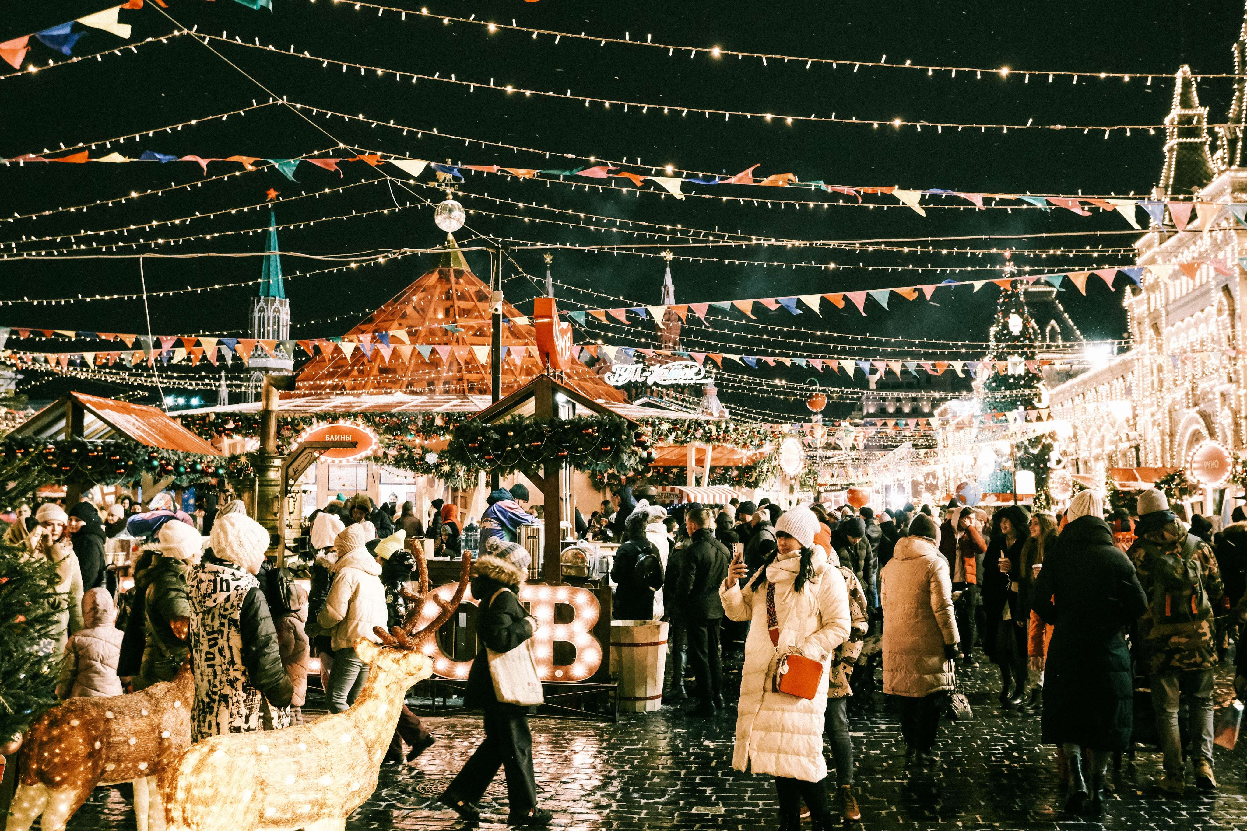 Christmas in New York: Things to Do, What to Pack & More!