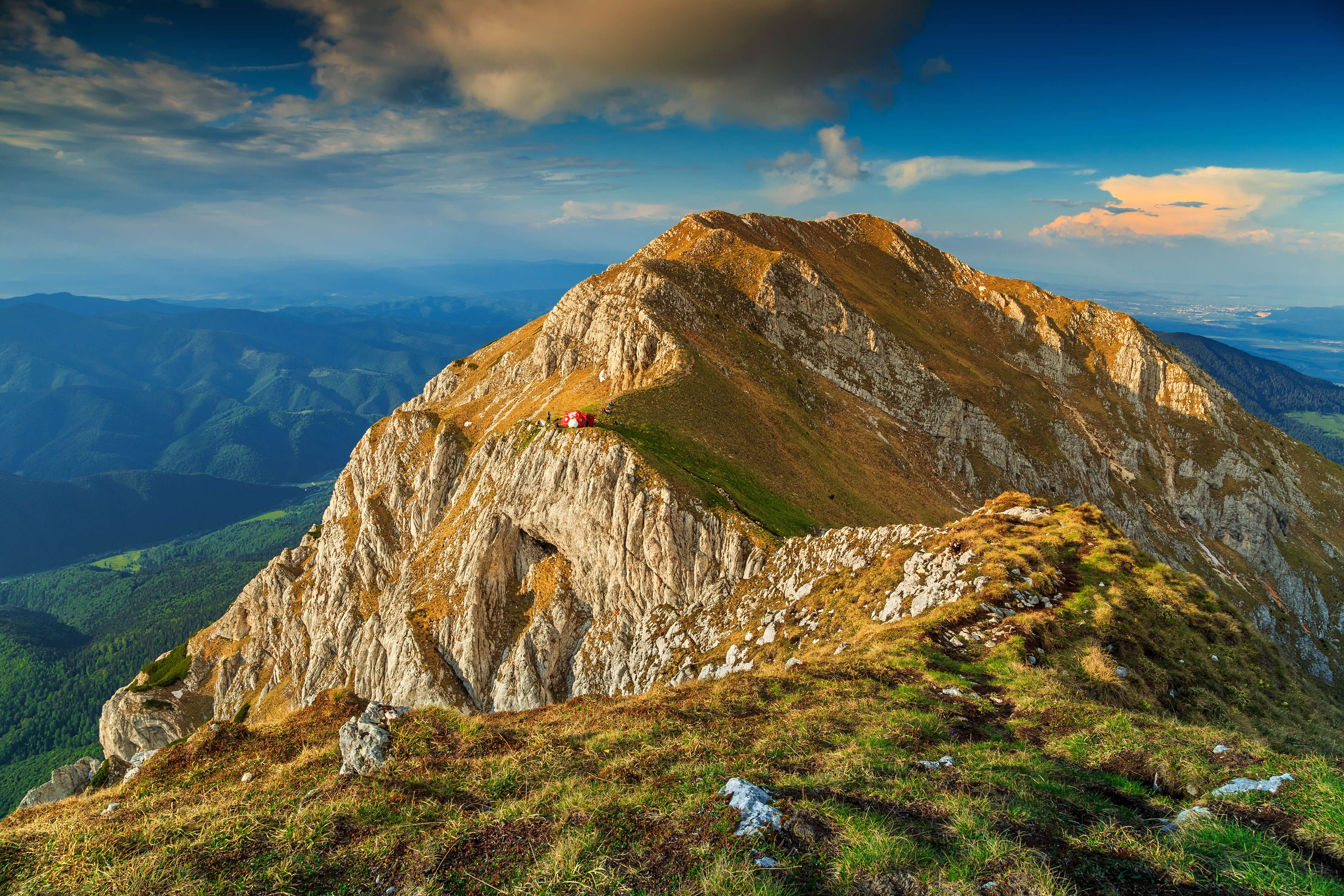 Piatra Craiului Mountains