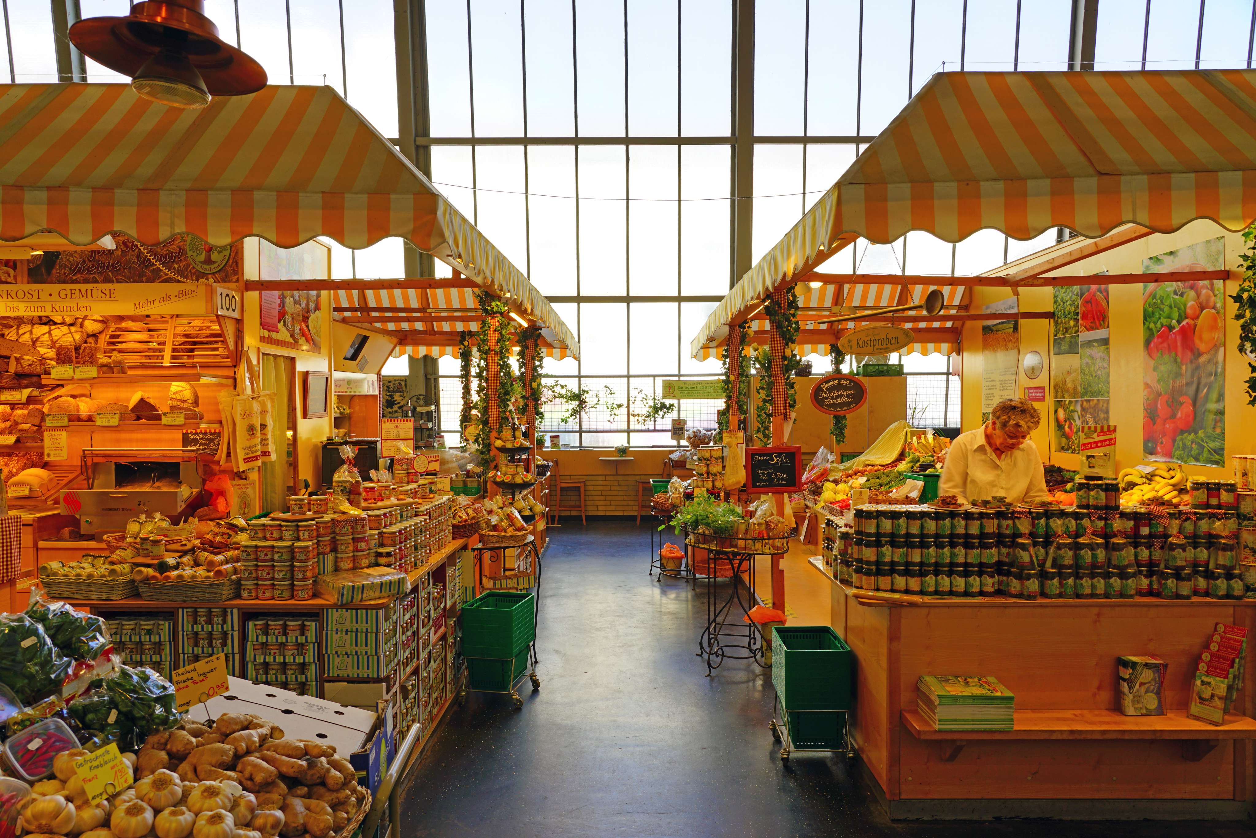 Checkout the Food Markets at Kleinmarkthalle