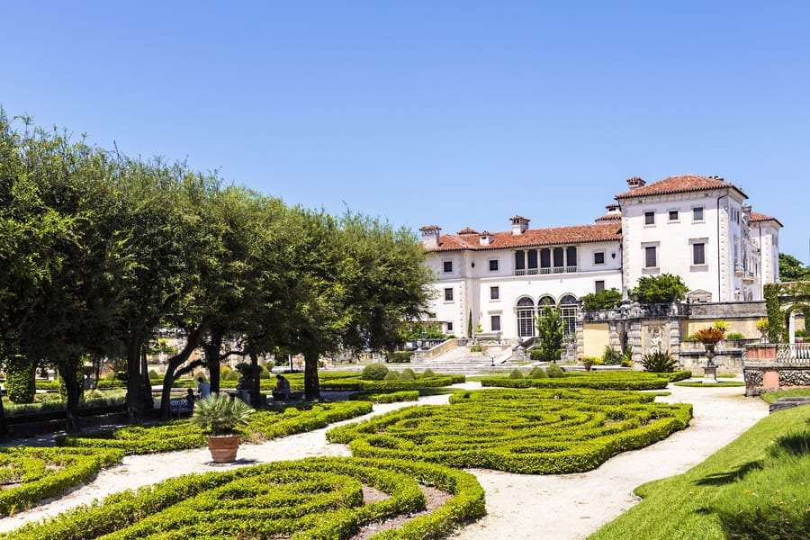 Explore the Vizcaya Museum and Gardens