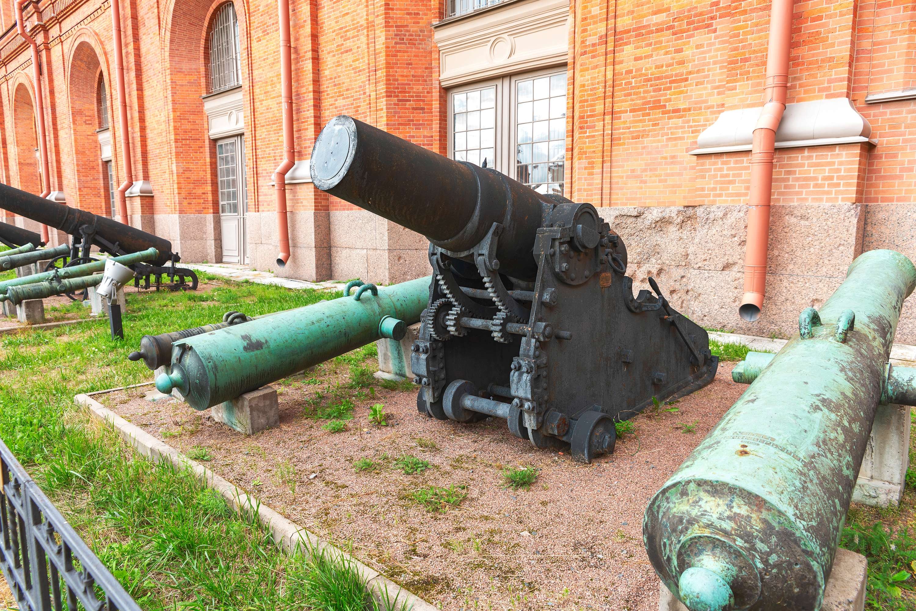 Explore the Australian Armour & Artillery Museum