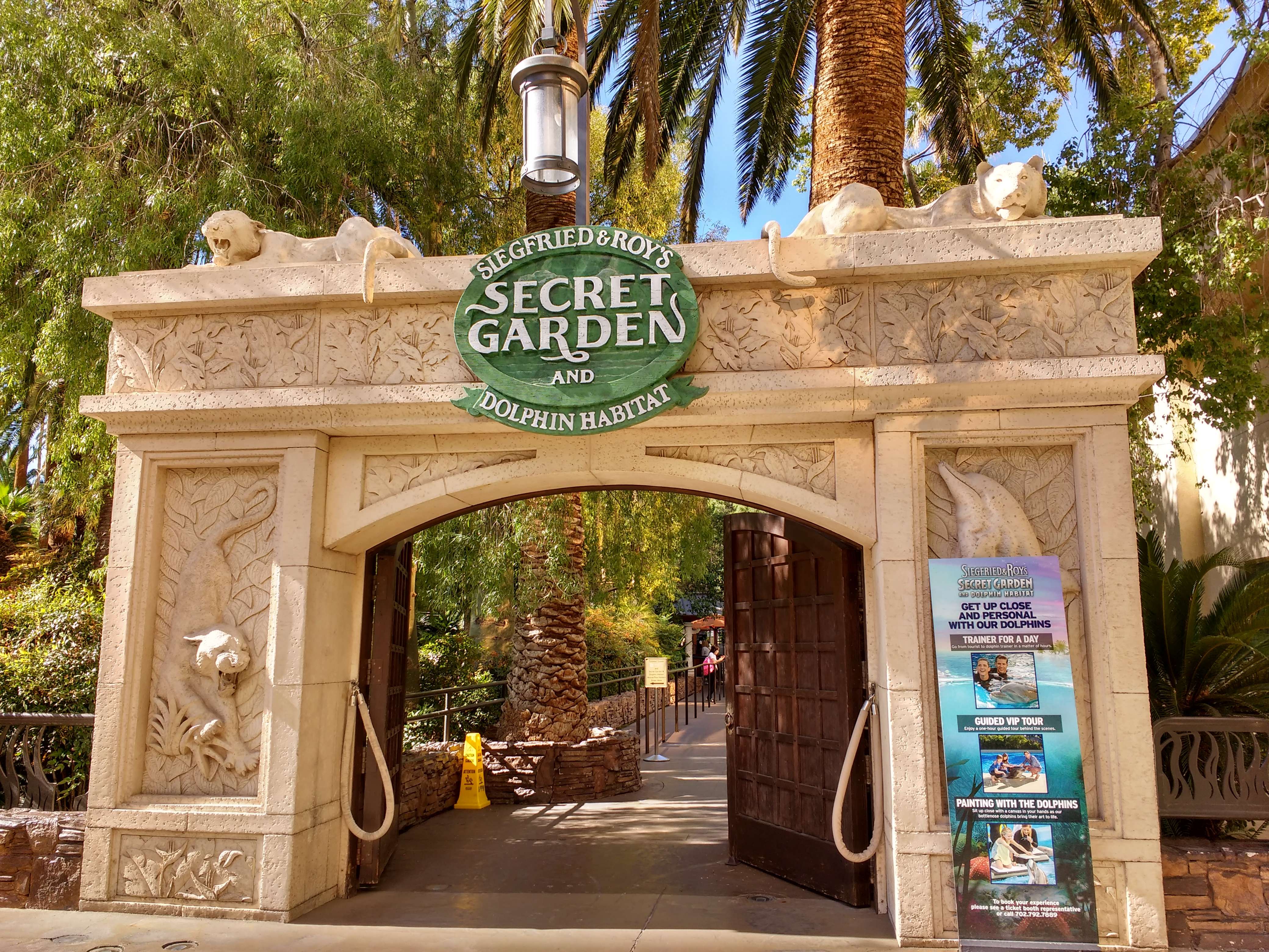 Siegfried & Roy’s Secret Garden and Dolphin Habitat