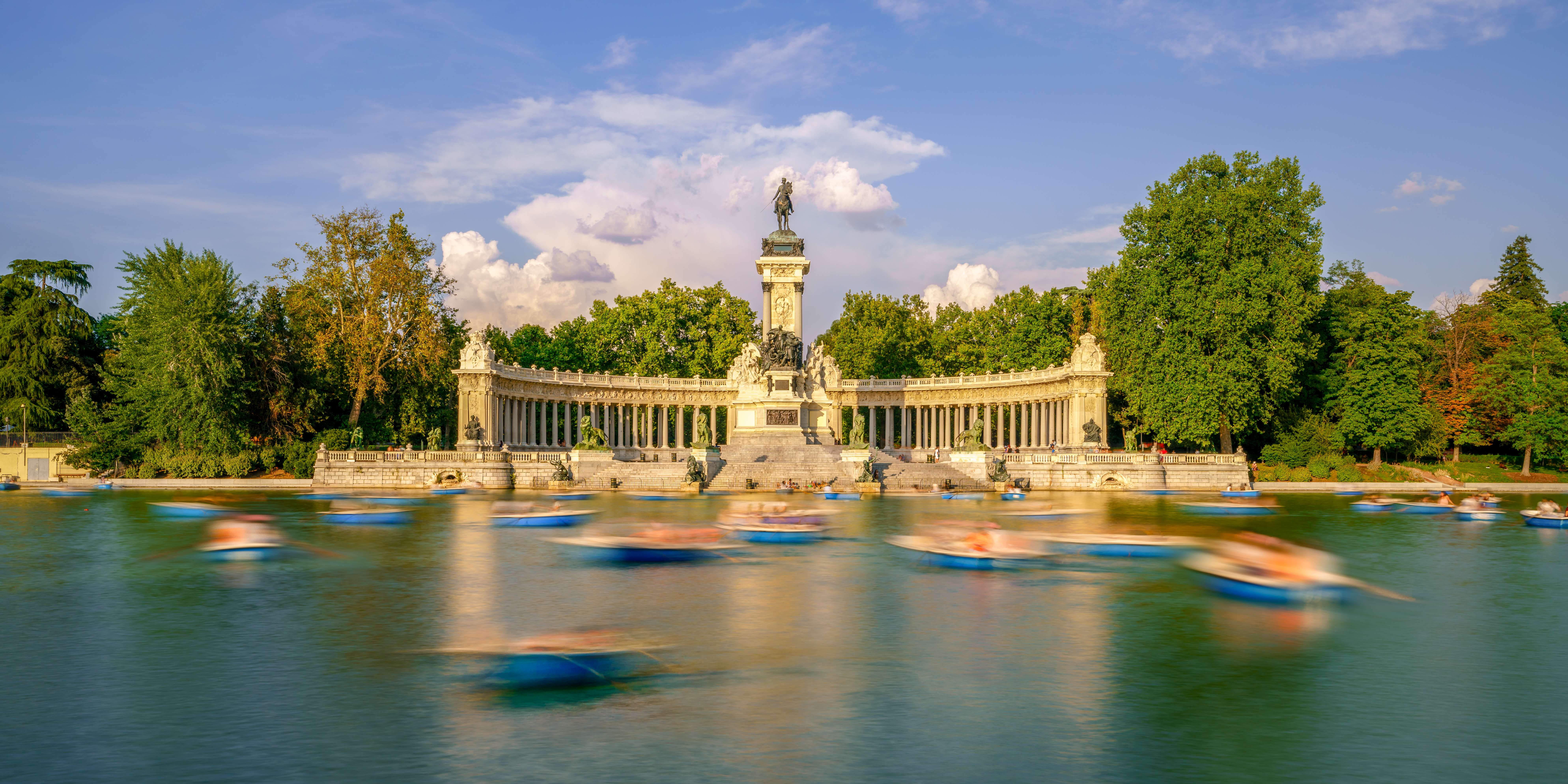 Embrace Nature's Serenity At El Retiro Park