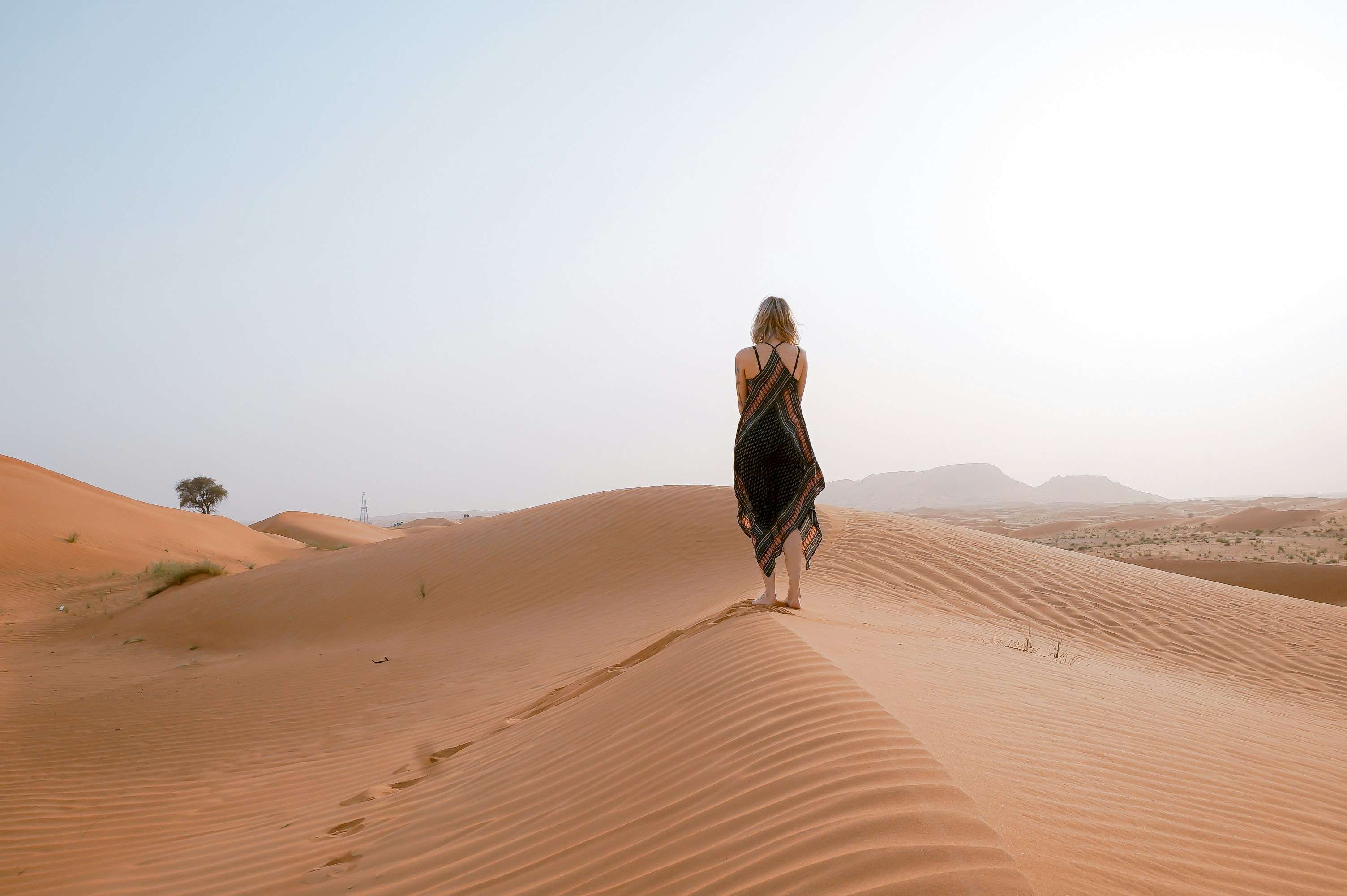 How to Dress in Dubai As a Tourist?