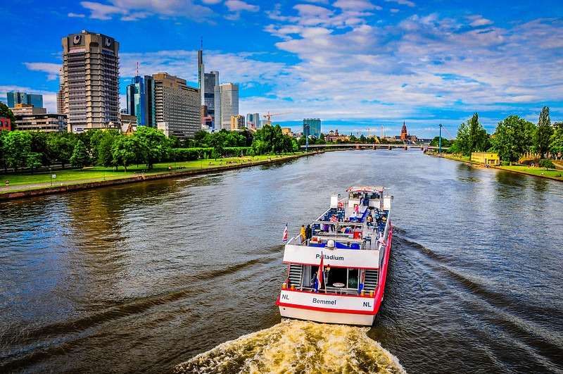 Main River Cruises
