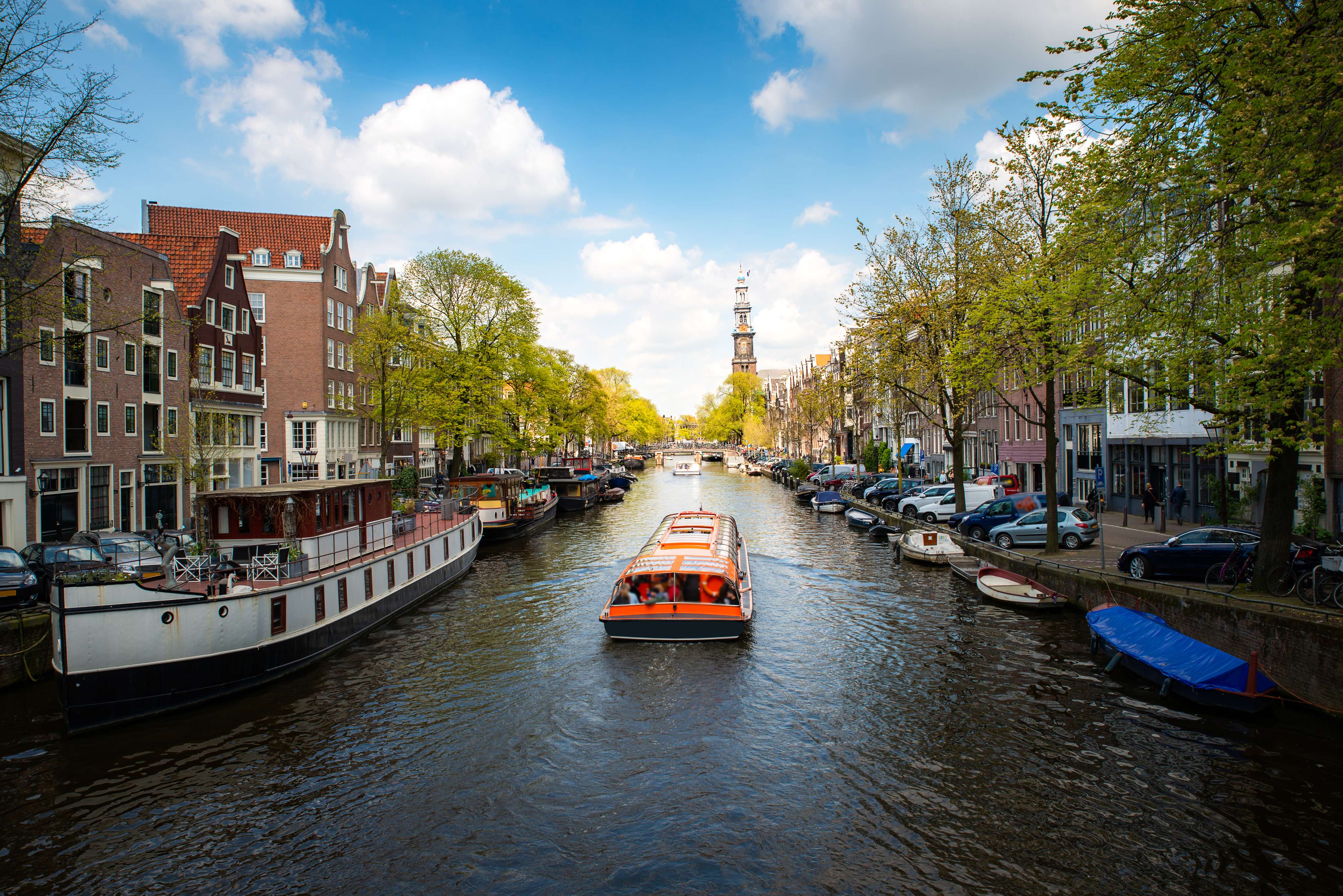 Enjoy Canal Cruise In Amsterdam
