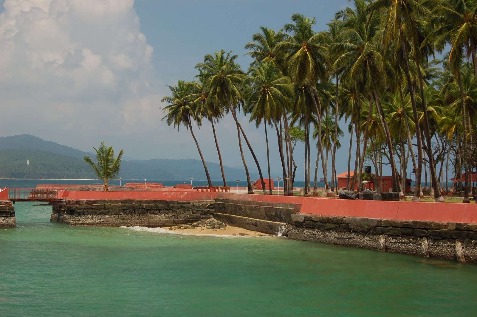 Day 3: Ross Island and North Bay Island