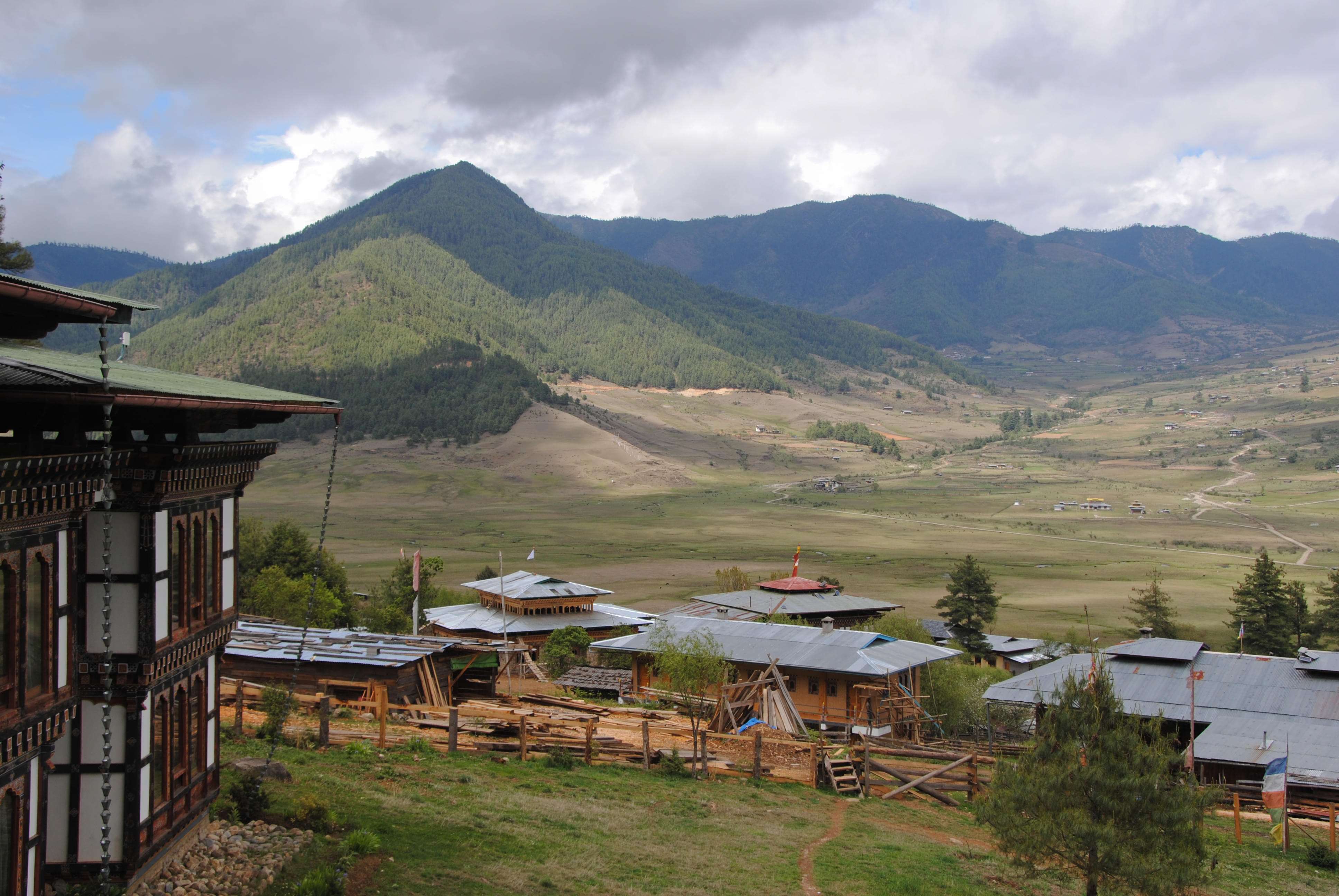  Visit The Paro Valley