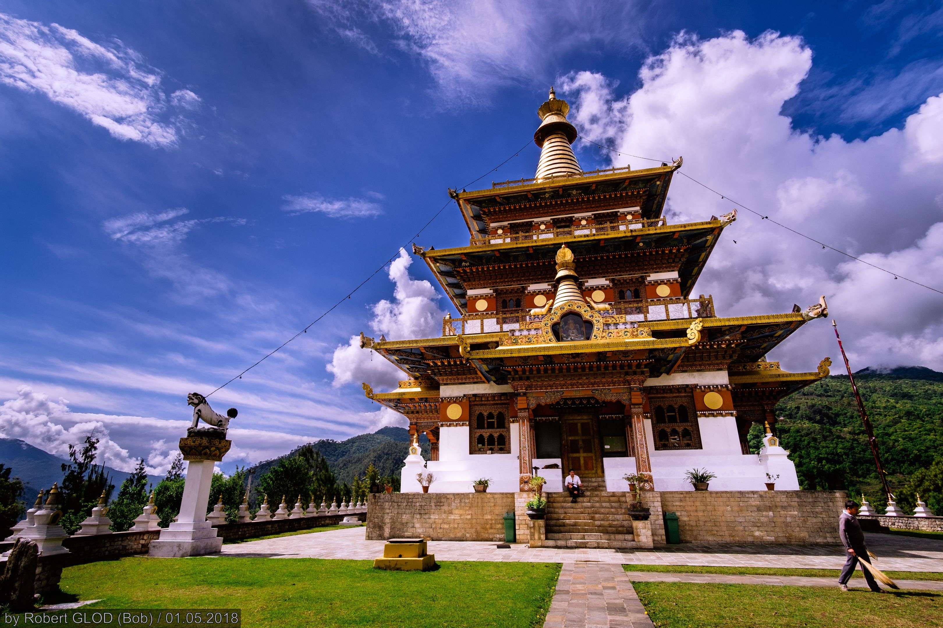 Marvel at the architecture of Khamsum Yulley Namgyal Chorten