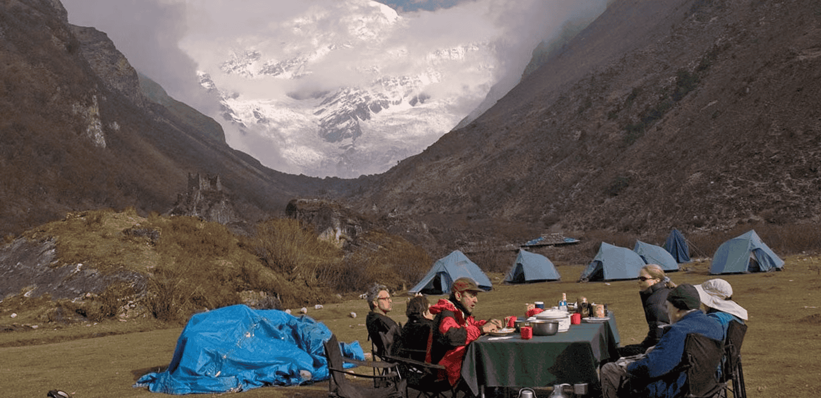 Go on a Druk Path Trek