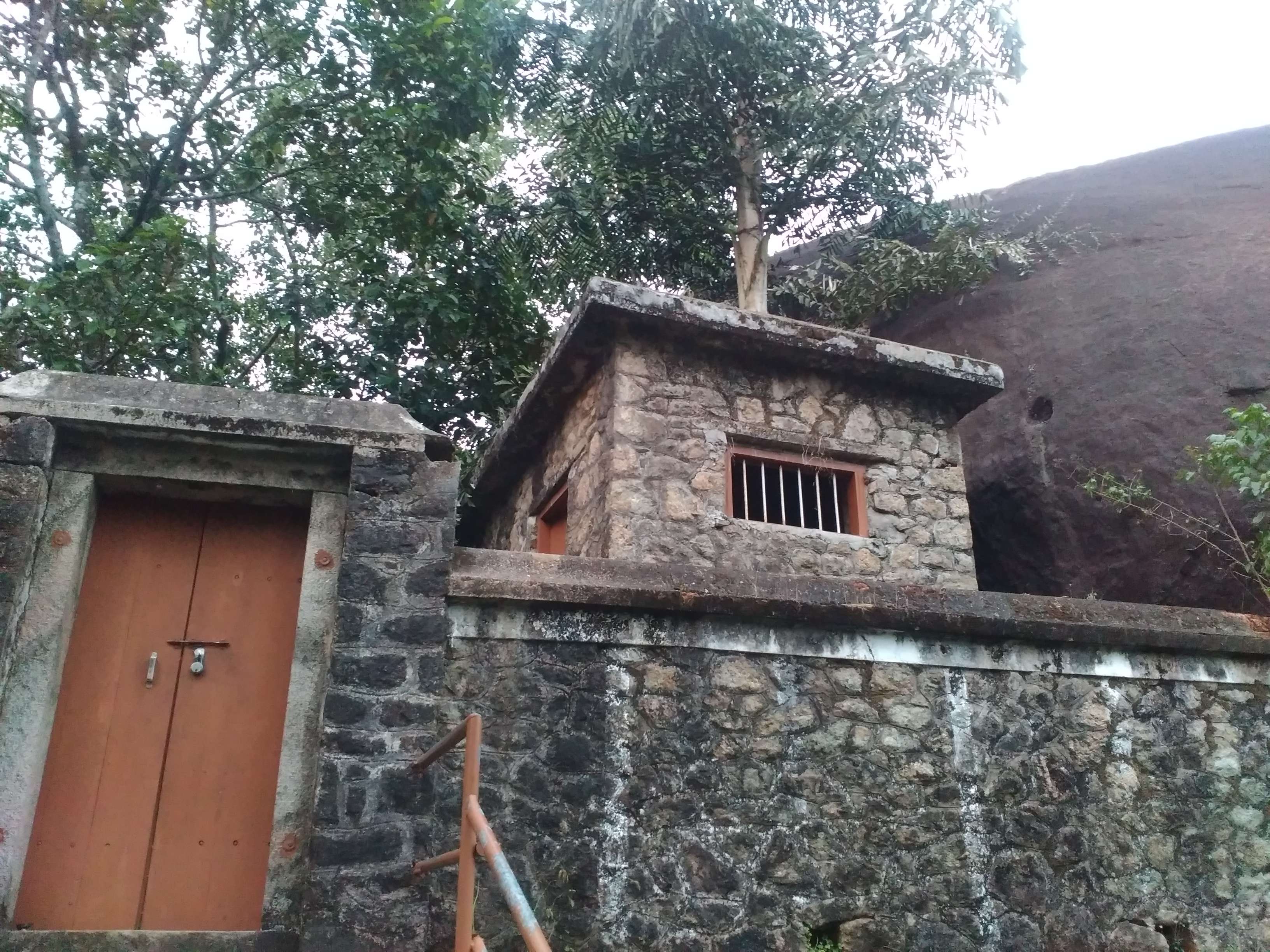 Kaviyoor Rock Temple
