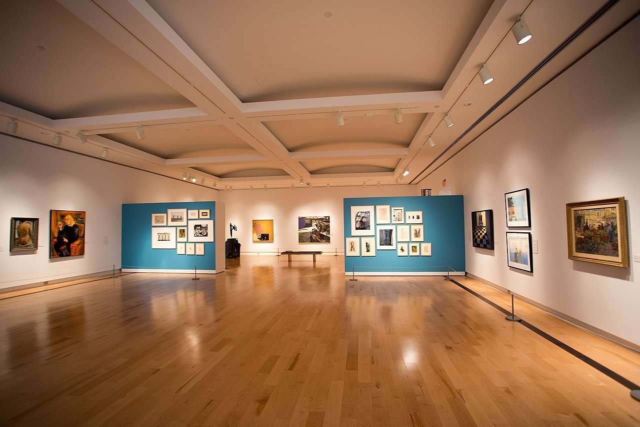 Explore Art Galleries