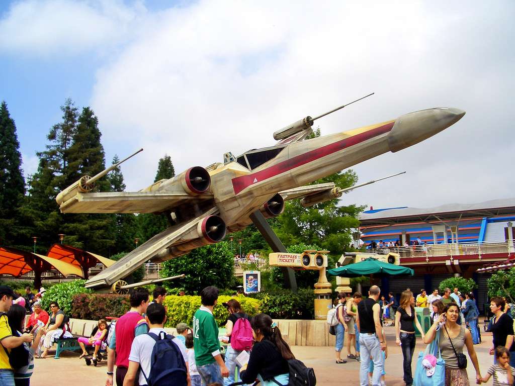 Star Tours: The Adventures Continues