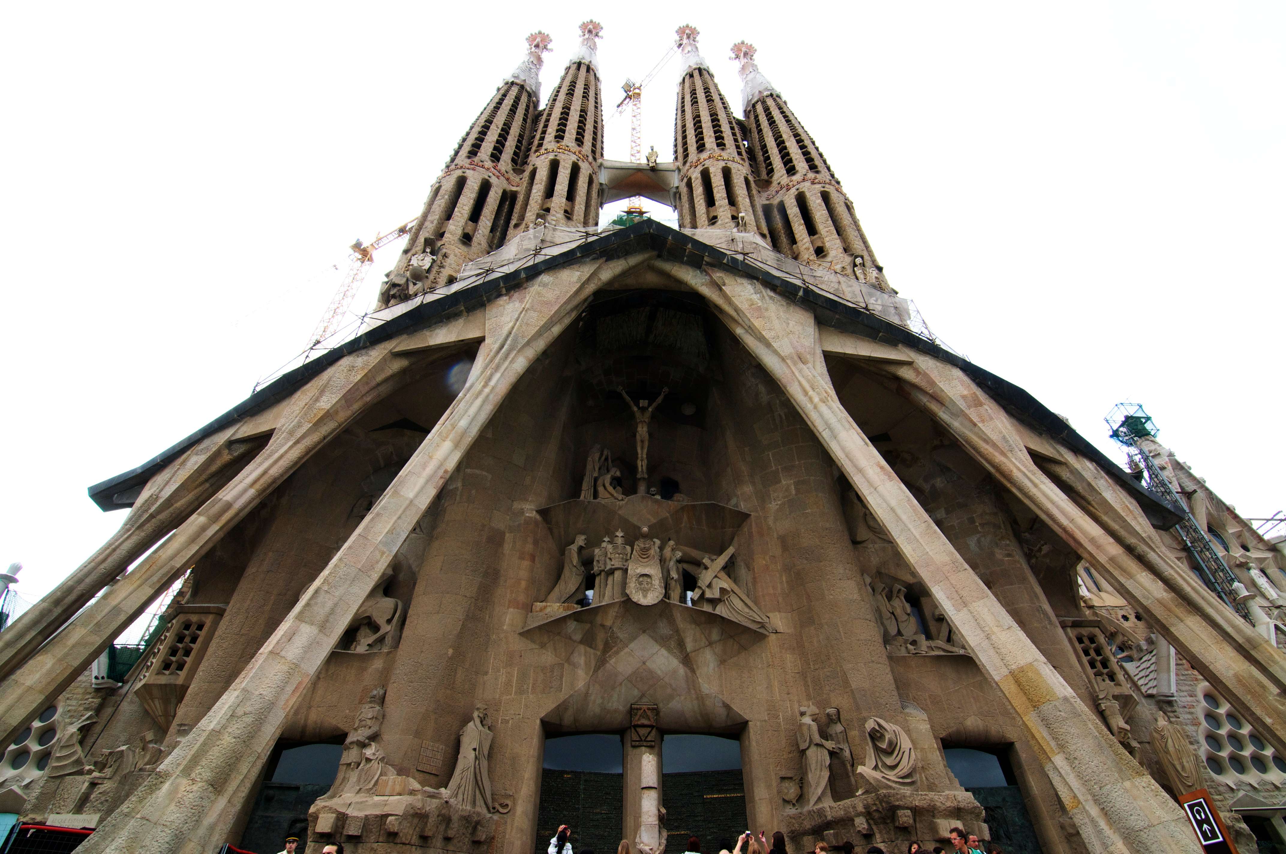 The Sagrada Familia's Builders Are immortalized in Stone