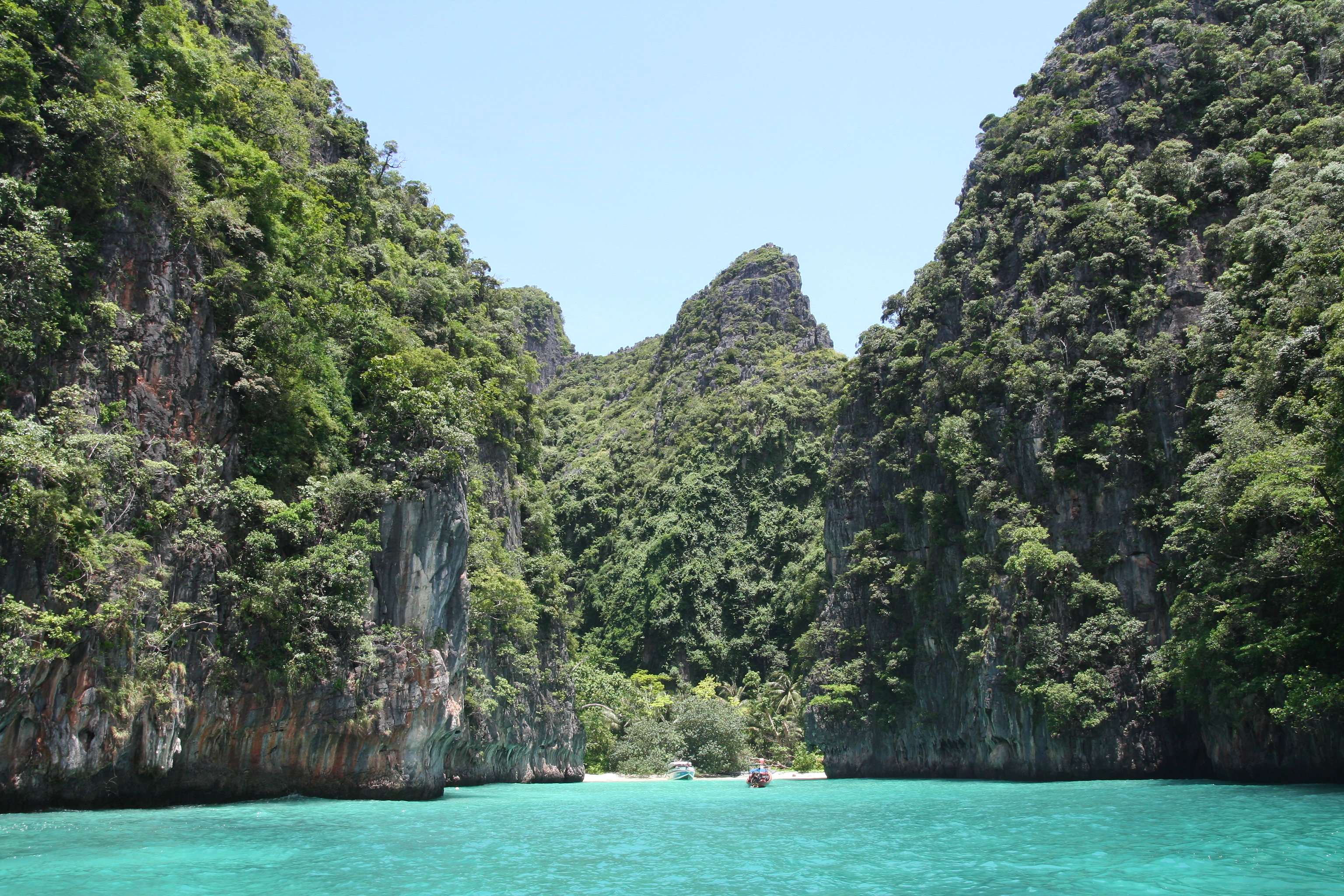 Why visit Thailand in November?