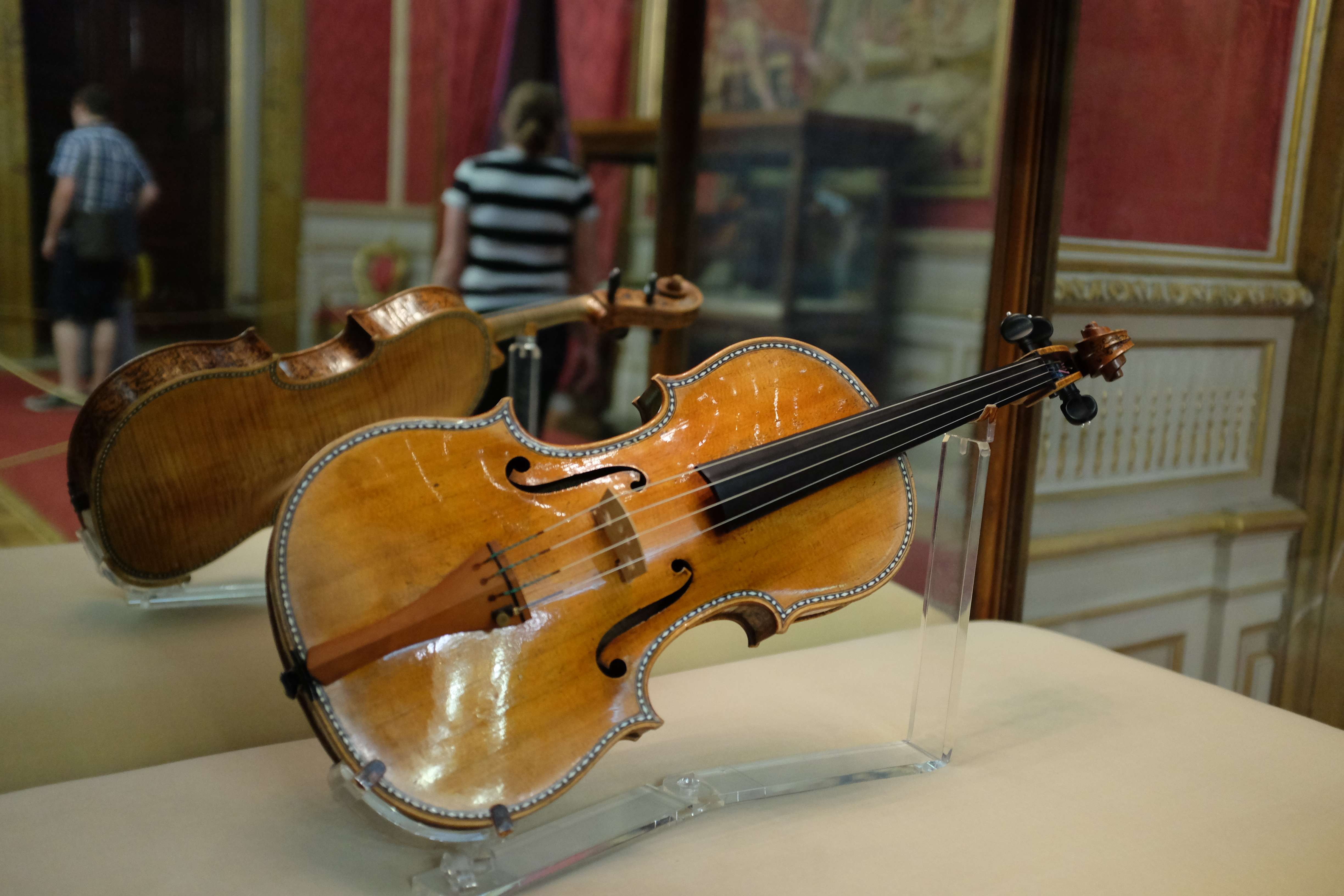 Discover Musical Instruments at the Stradivarius Hall