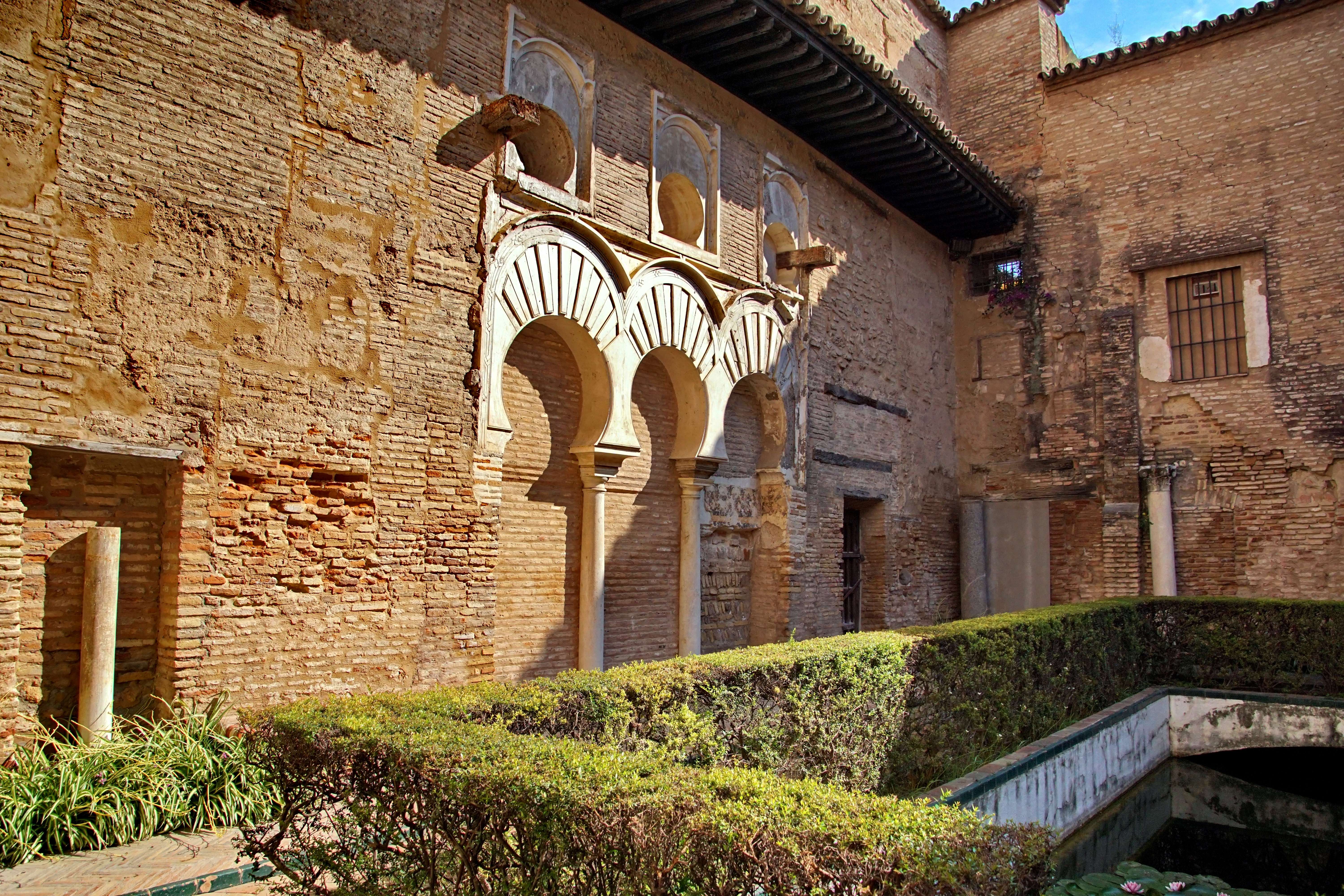 Admire the Architecture at Patio del Yeso