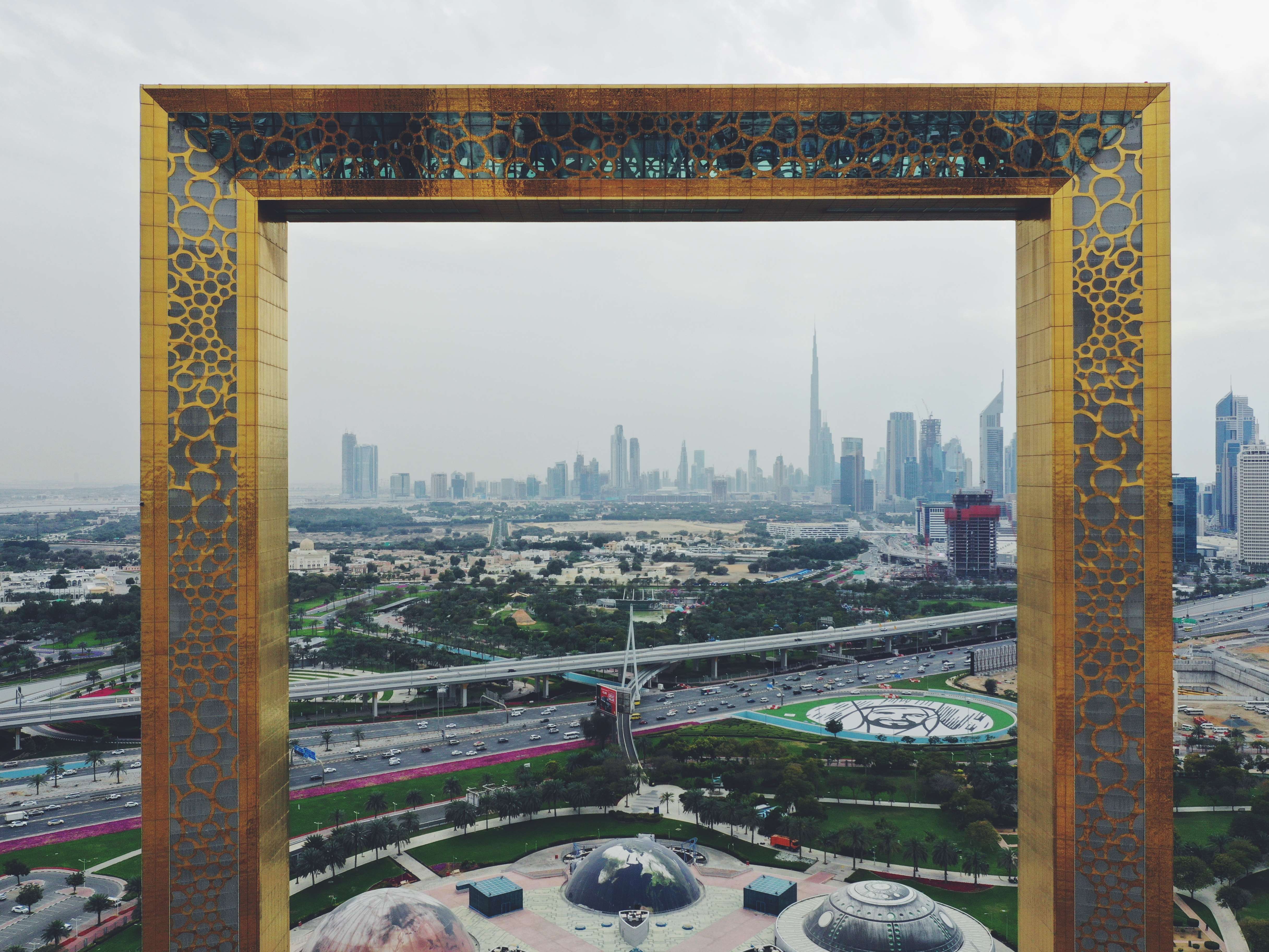 Dubai Frame vs Burj Khalifa: Which Dubai's Marvel You Must Visit?