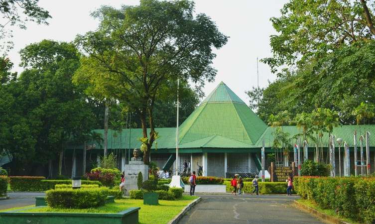 Everyone Speaks English