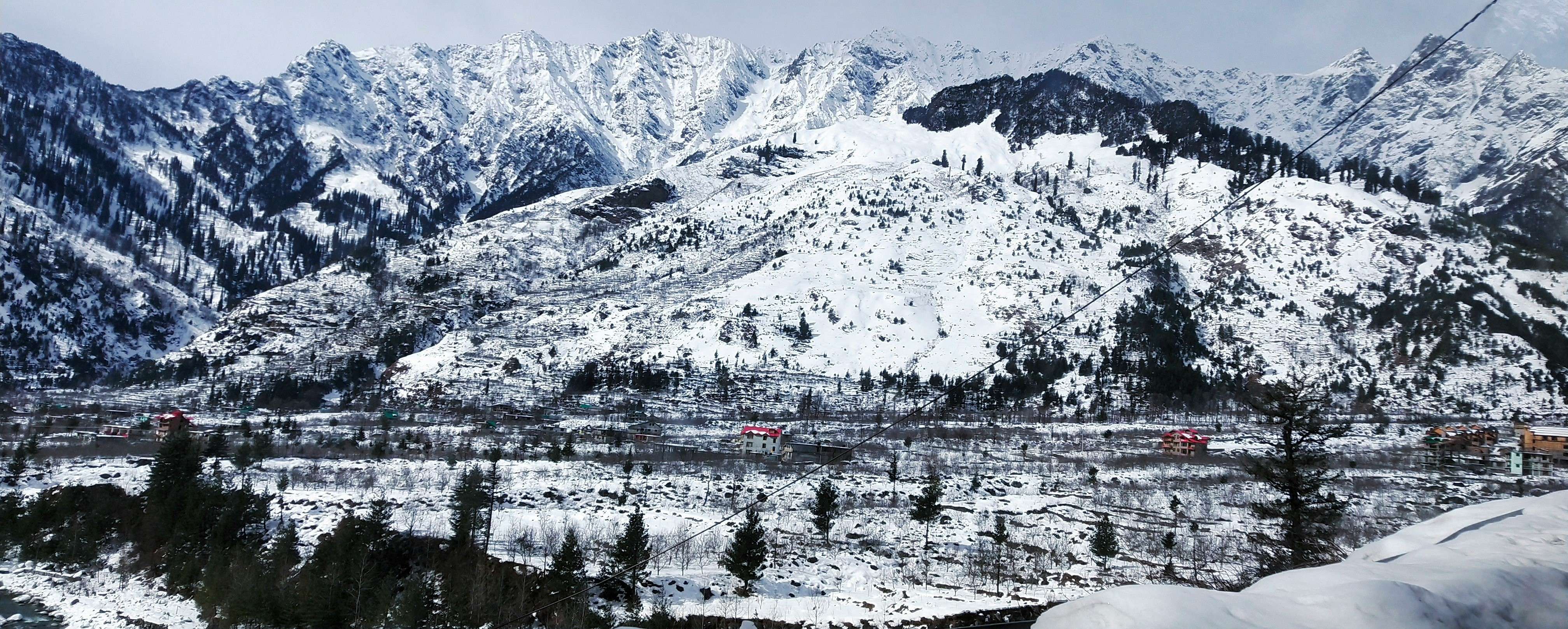 10 Snowfall Places in Himachal for the Best Winter Experience