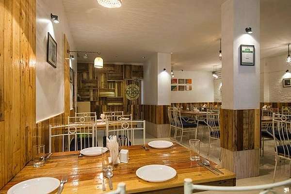 Dinner at Local Restaurants