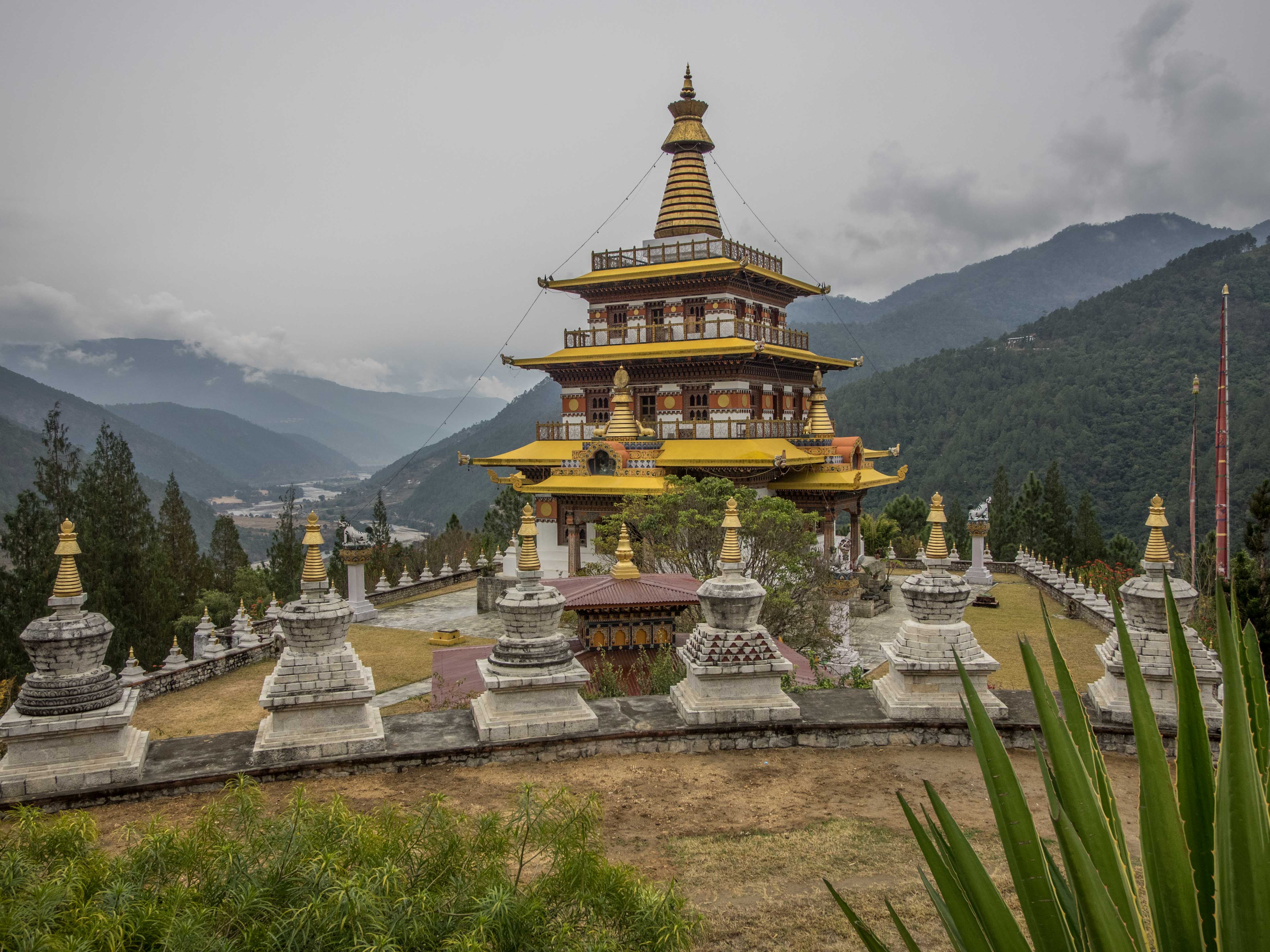 Khamsum Yulley Namgyal Chorten
