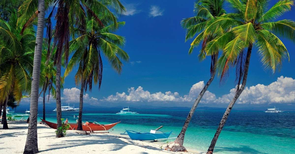 Explore Cebu’s beaches and try outdoor activities