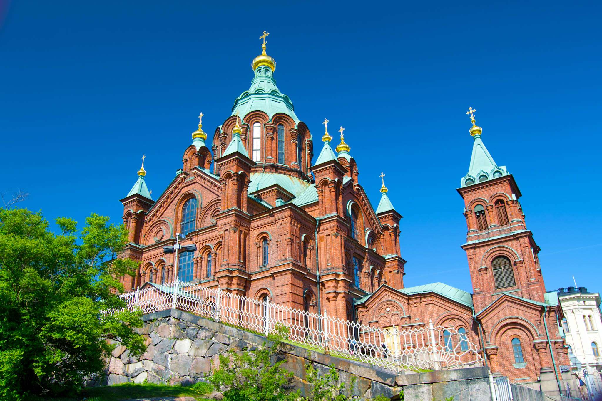 Visit Uspenski Cathedral