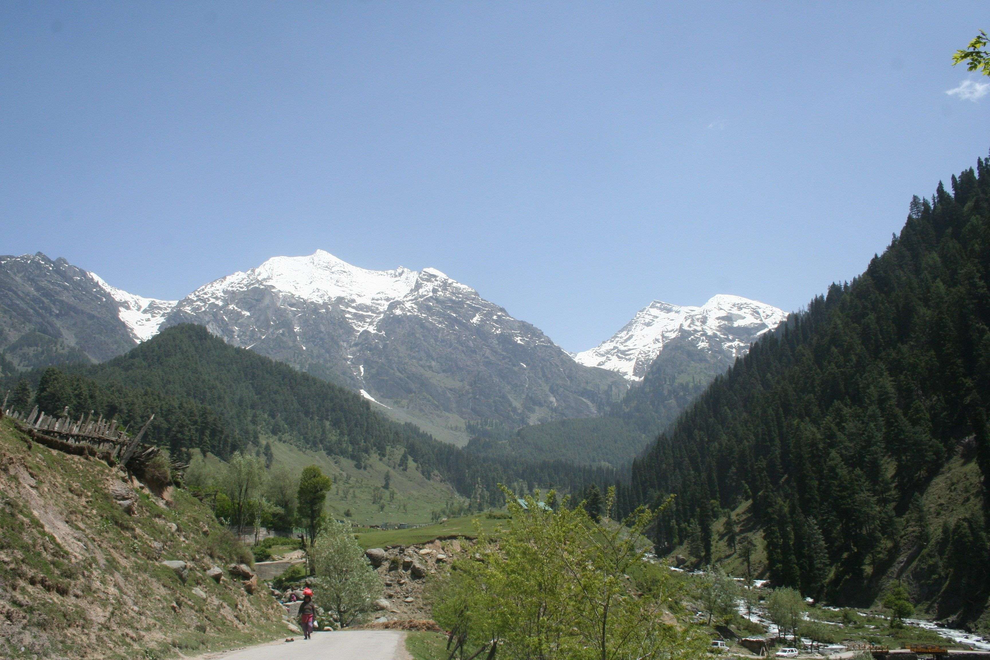  Escape To The Winter Wonderland Of Aru Valley