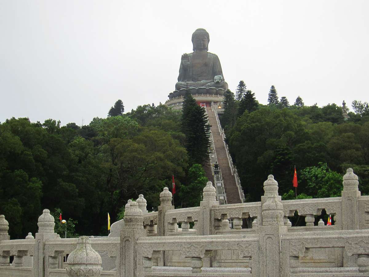 Tian Tan Buddha