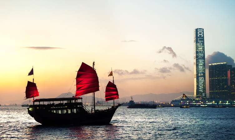 Cruise Victoria Harbour