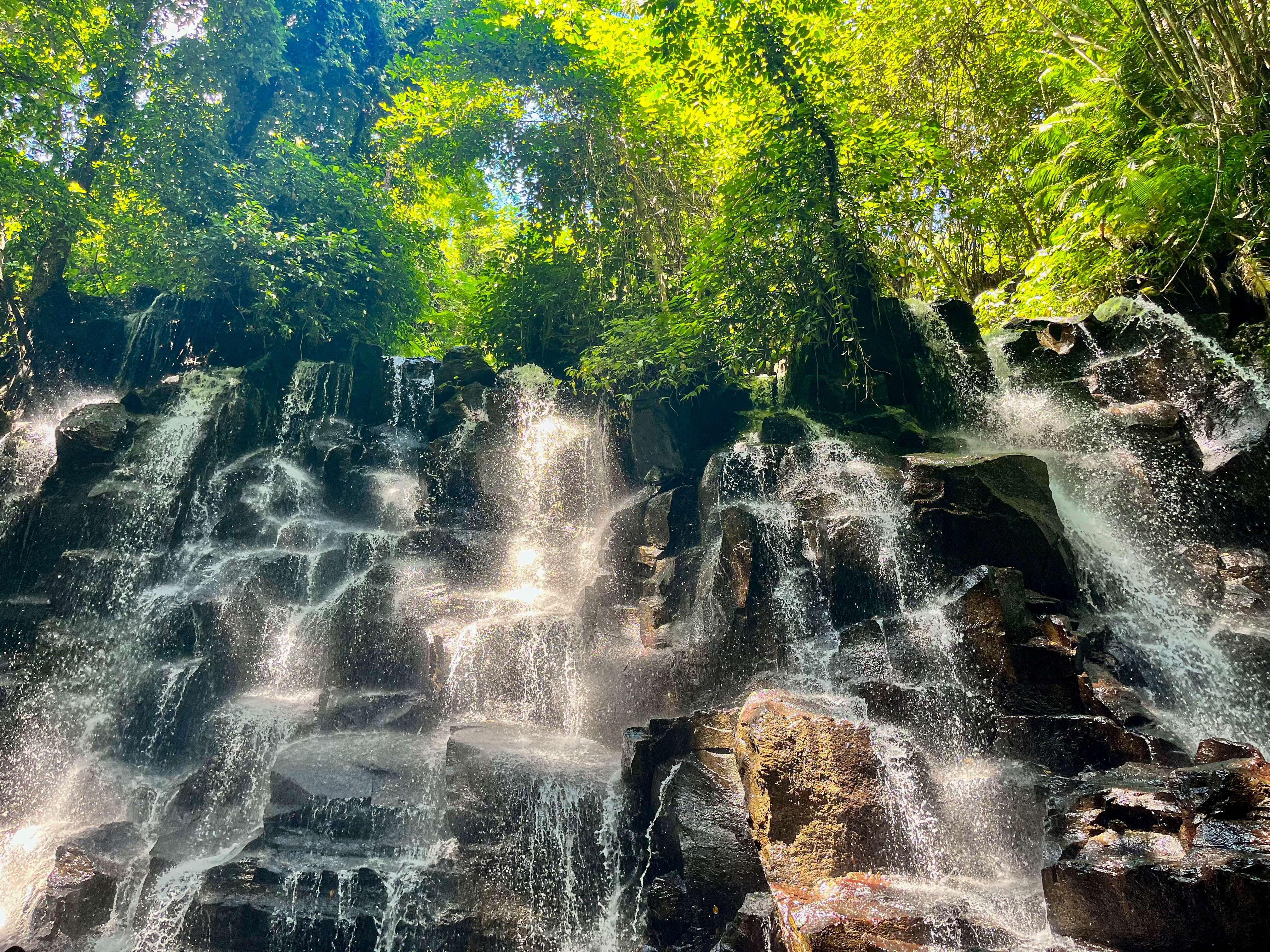 Kanto Lampo Waterfall