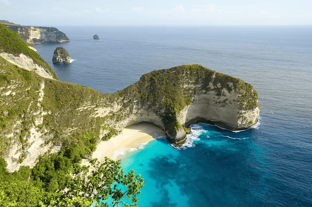 Day 3: Day Trip to Nusa Penida and Seminyak