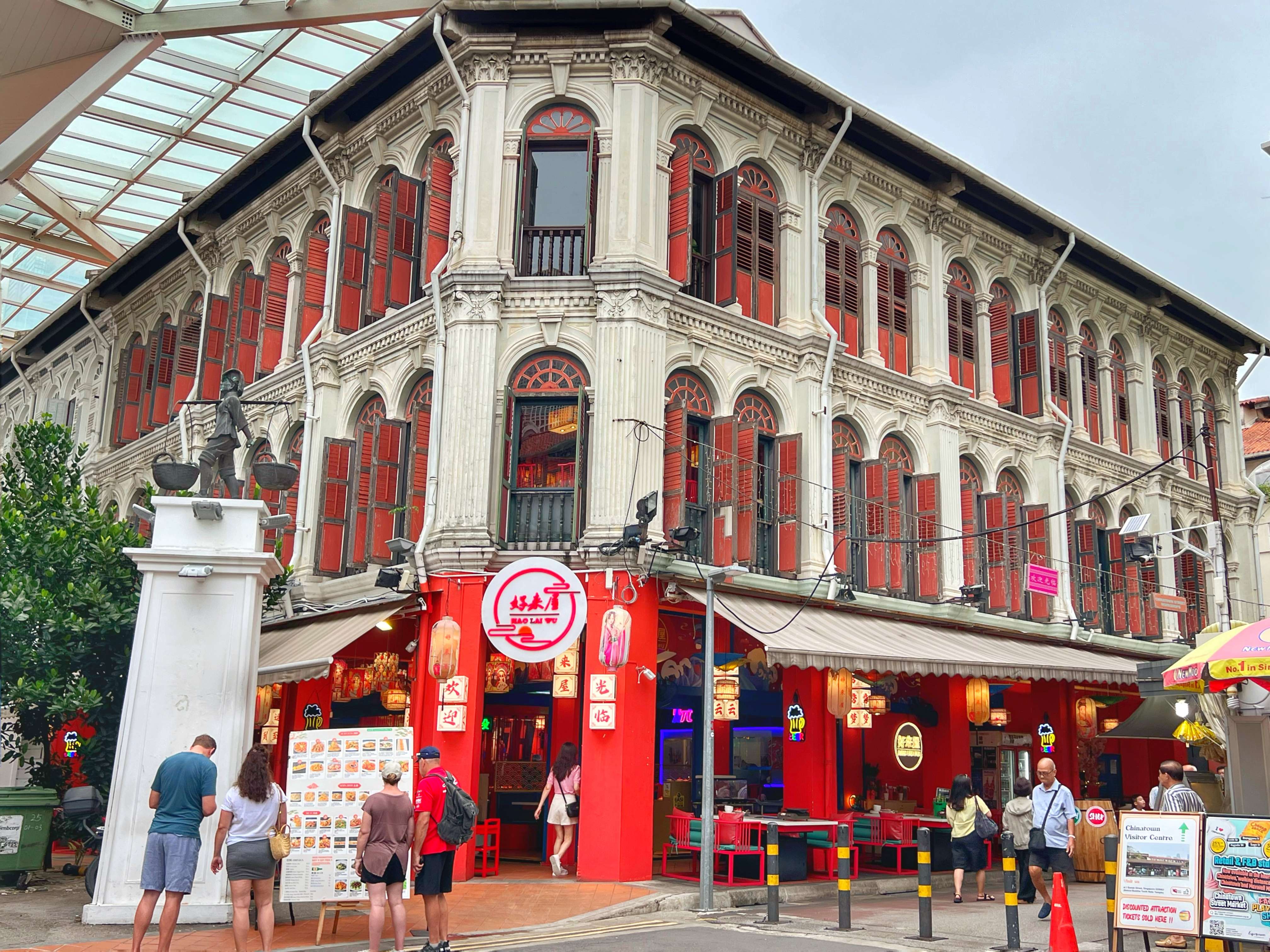 Day 3: A Vibrant Food and Shopping Tour in Singapore