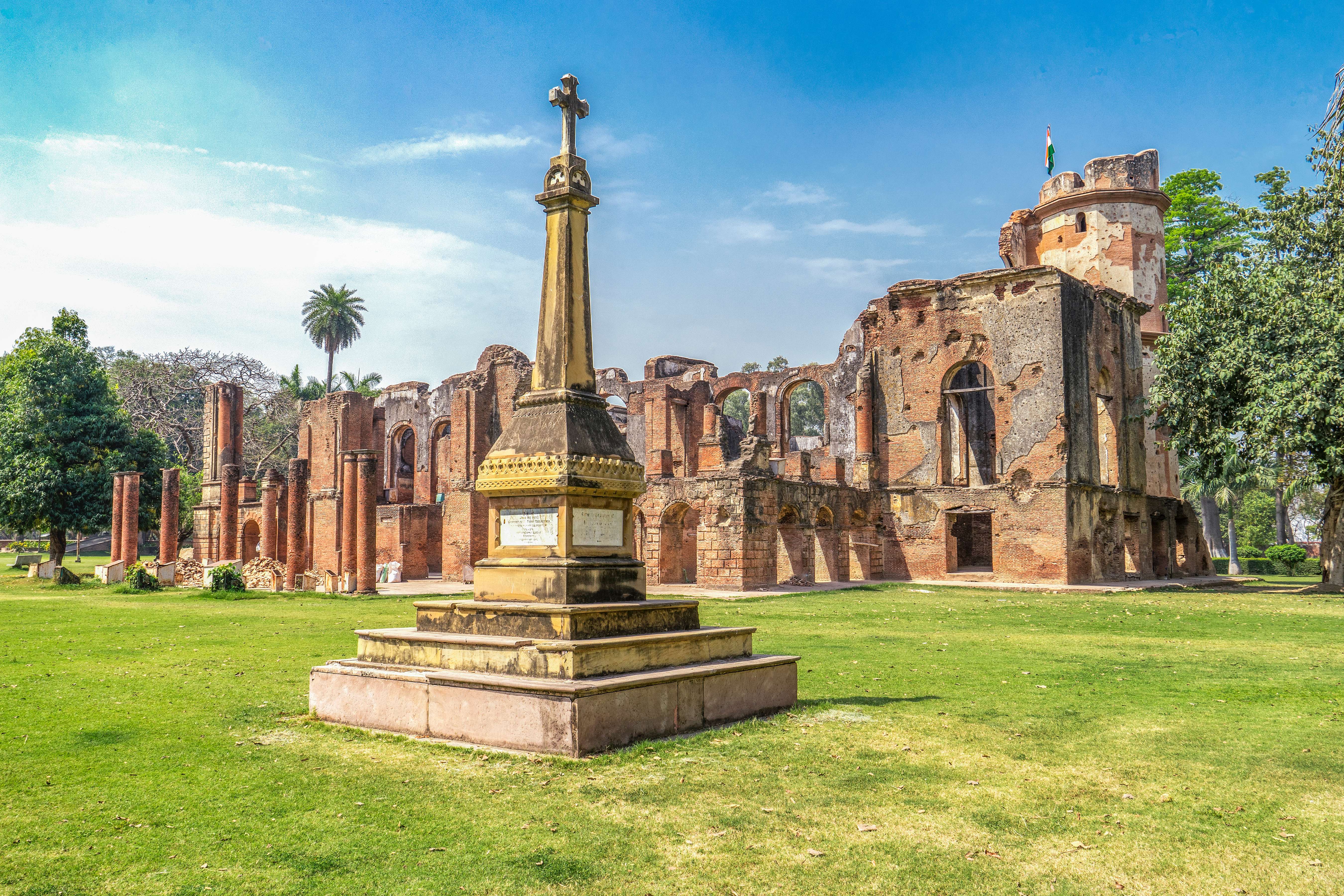 Lucknow: City of Nawabs