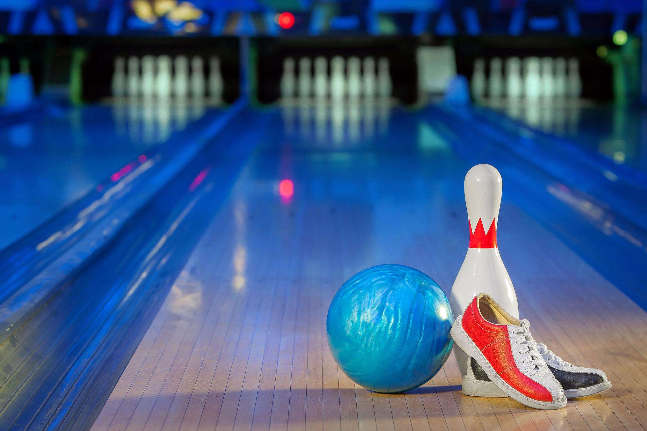 Eat & Play at Dave & Buster's