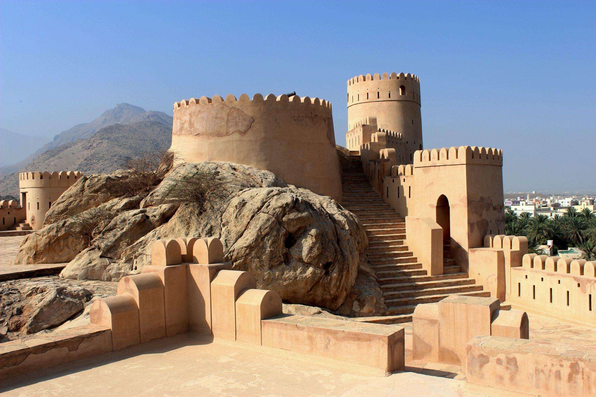 6 Days Oman Itinerary: Discover the Beauty of Oman & Beyond