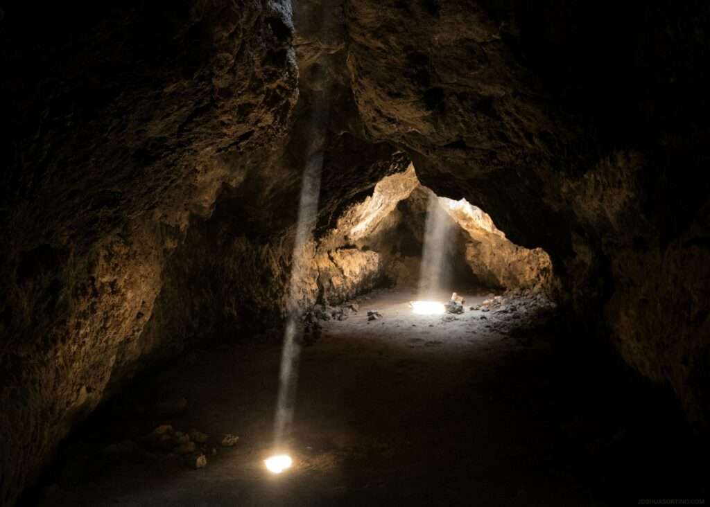 Ardhkuwari Cave
