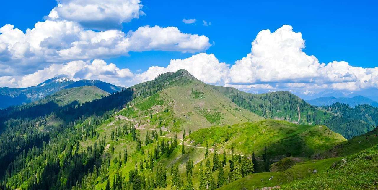 Srinagar in August | Best Places to Visit & Things to Do in {{year}}