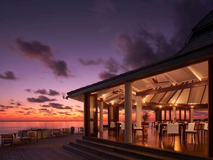 Villa Park Sun Island