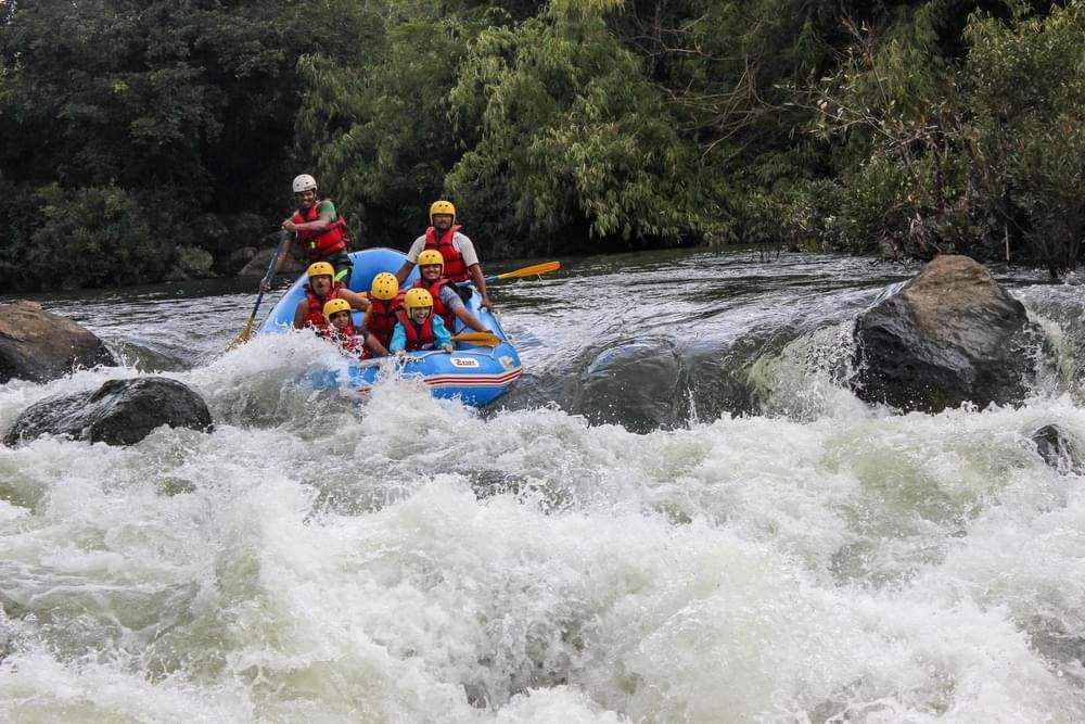 Try White-Water Rafting In Barapole River