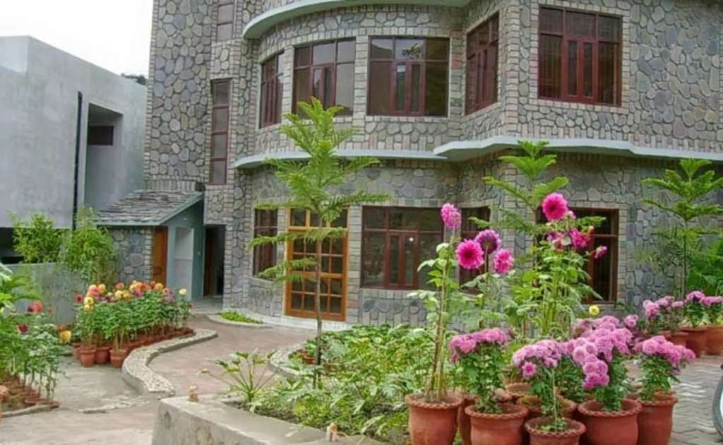 The Narayana Palace by Salvus, Rishikesh