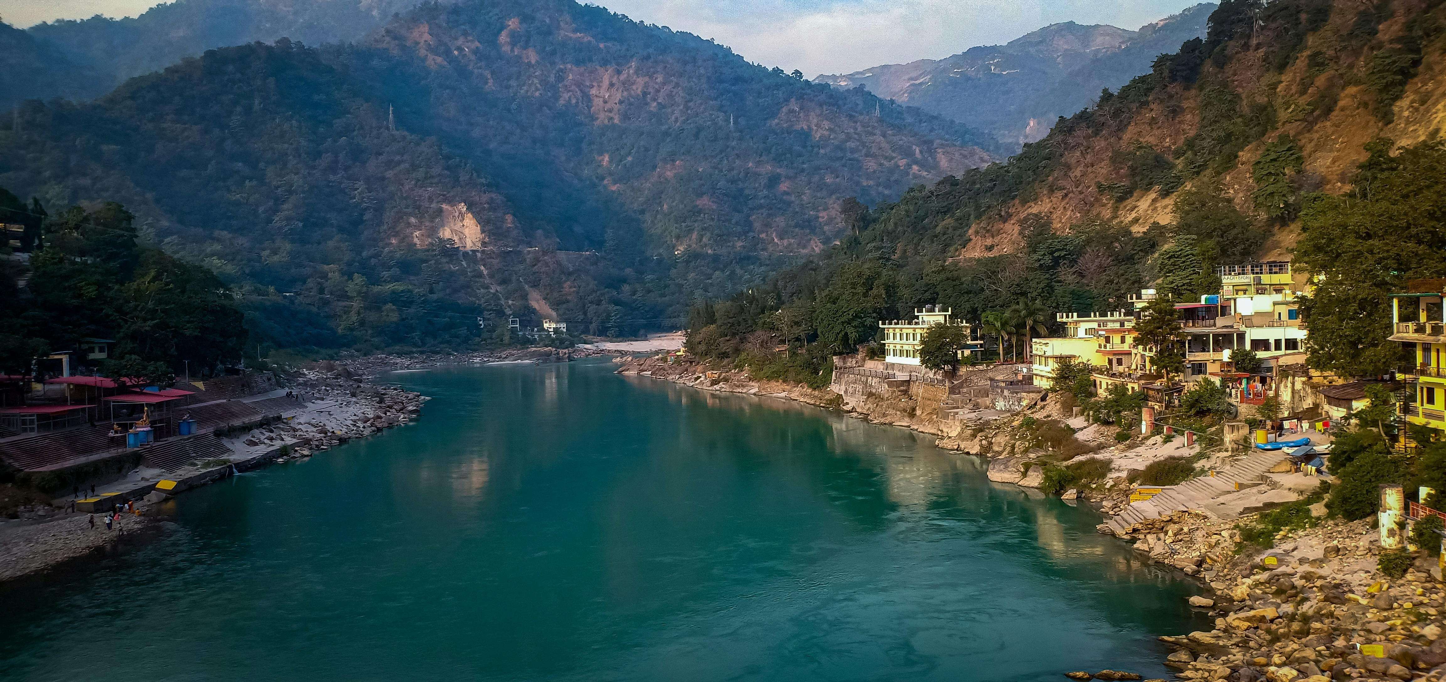 How to Reach Rishikesh by Flight, Train, and Road | Travel Tips!