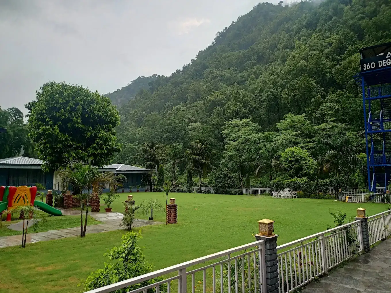 Pacific Inn 360 Degree Resort