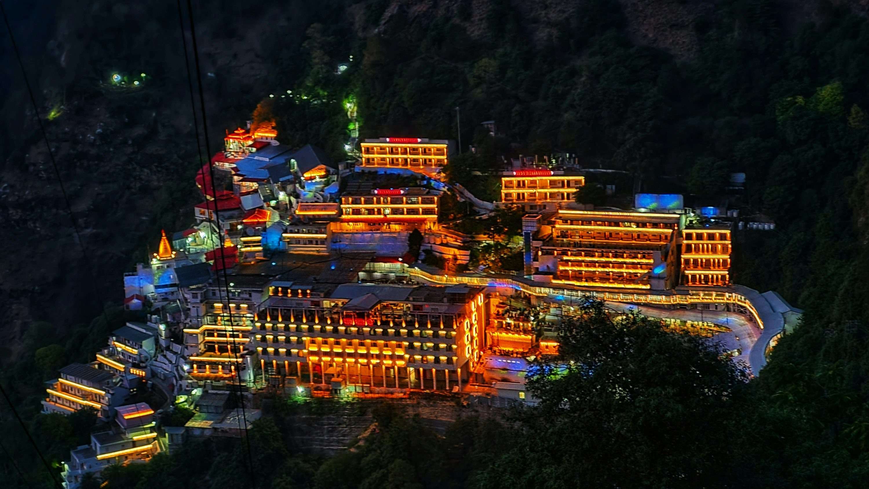 Go For A Night Trek To Vaishno Devi