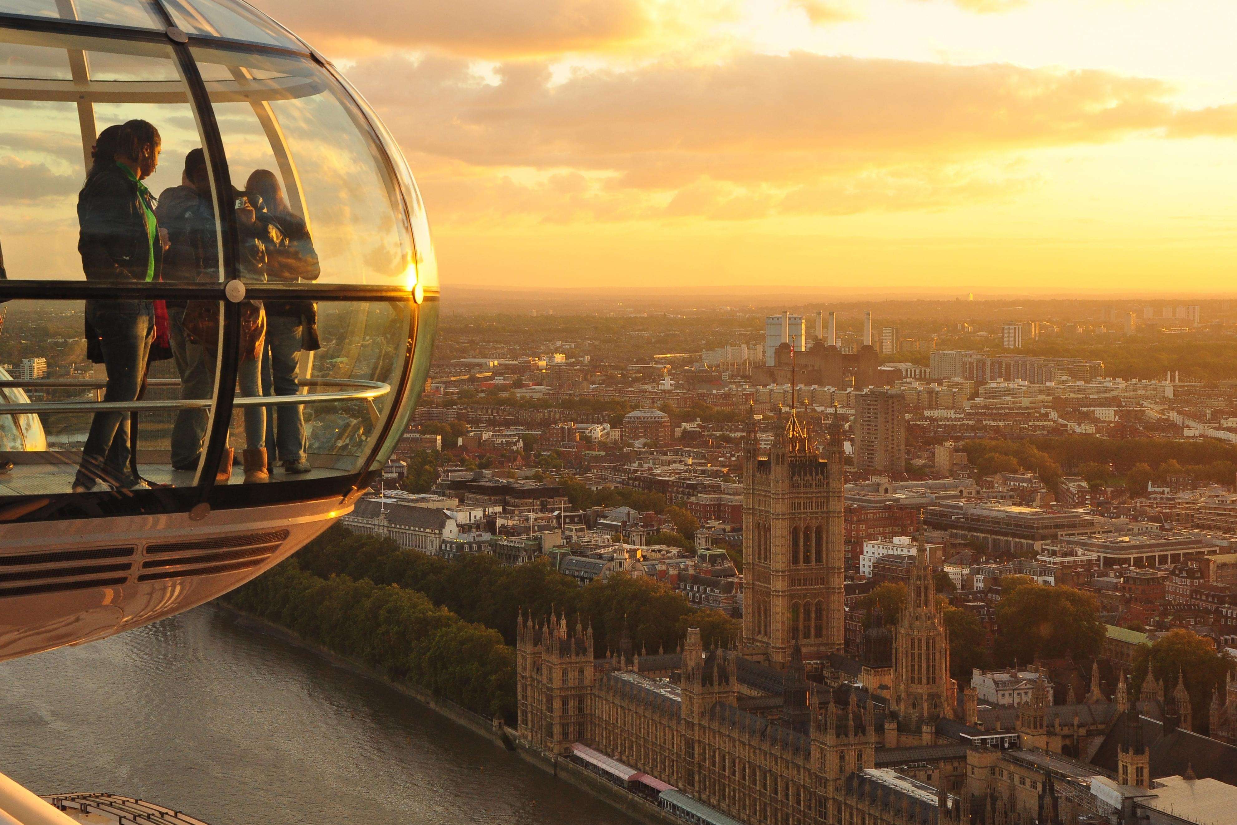Take In Spectacular Views From The London Eye