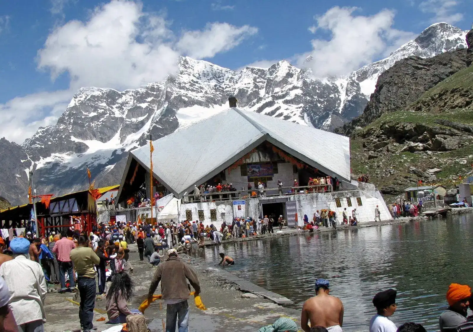 Experience The Spirituality Of Hemkund Sahib