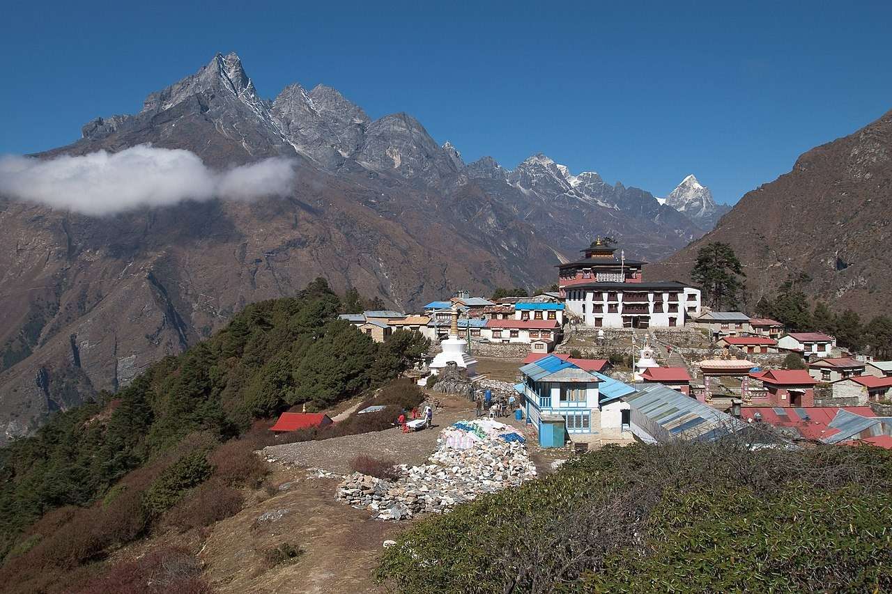 Day 4: Namche Bazaar To Tengboche – ~10 km