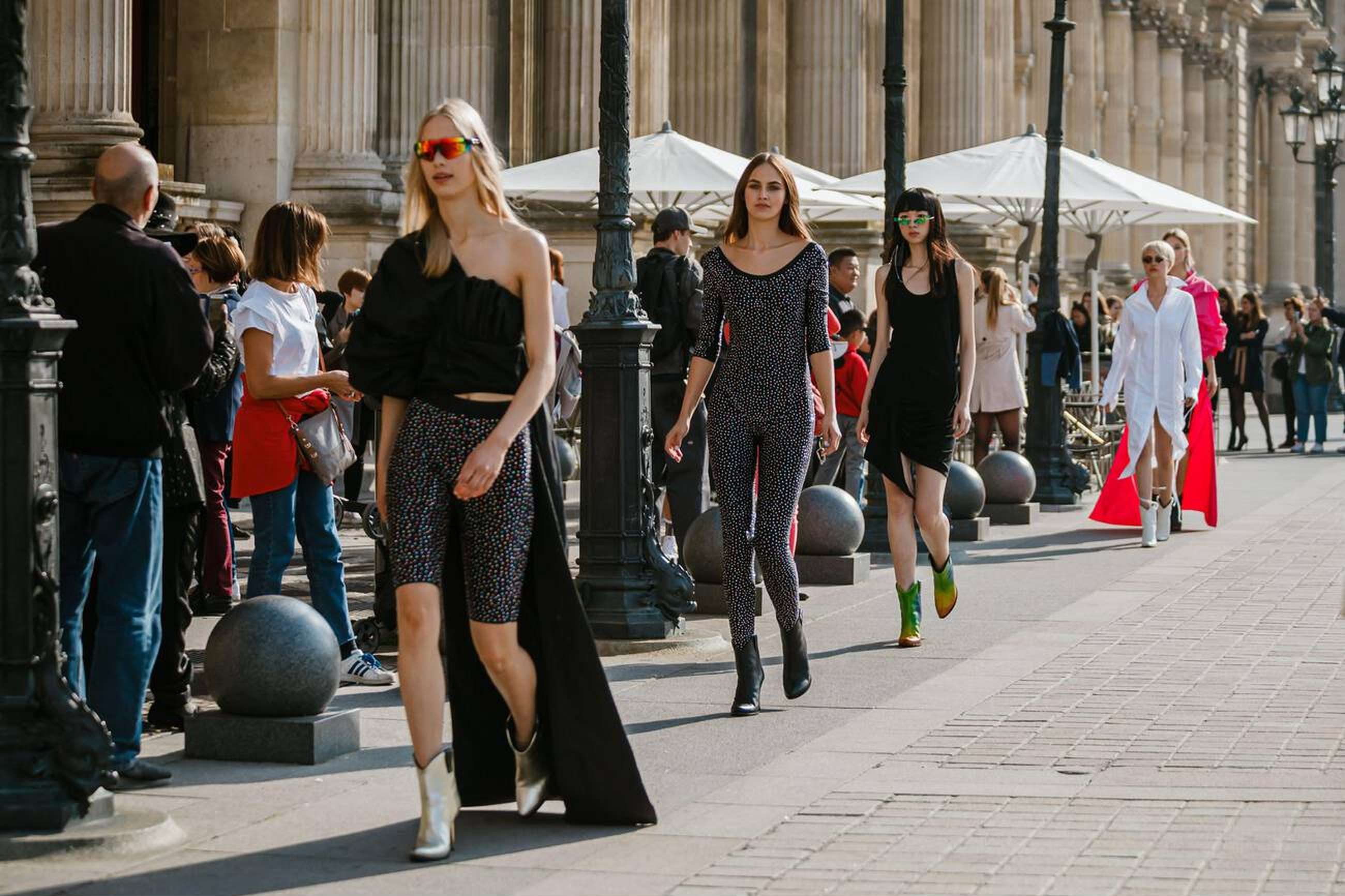 Attend The Paris Fashion Week