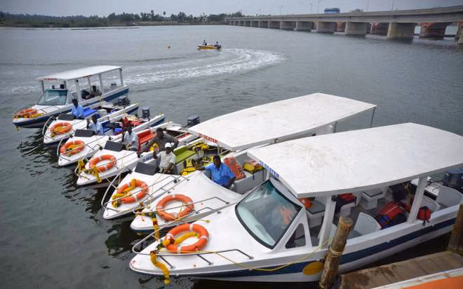 Chunnambar Boat House